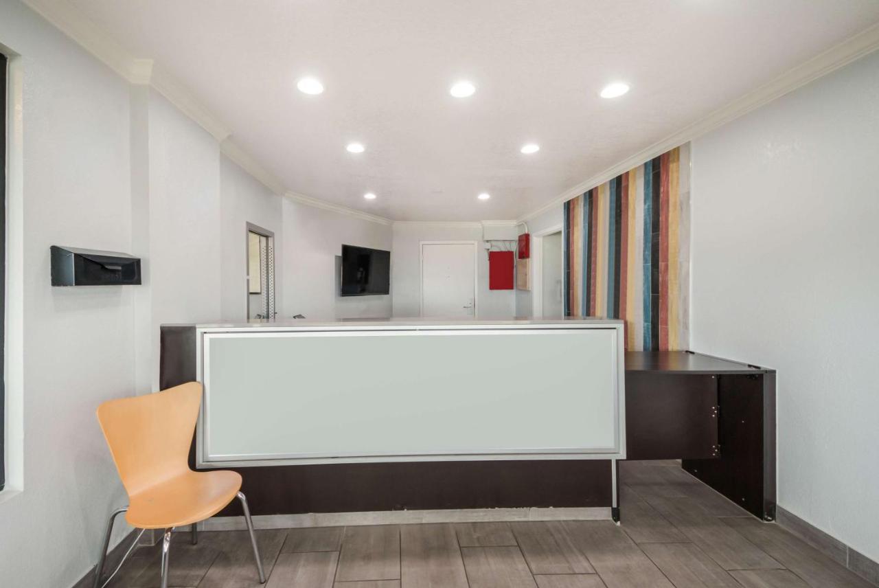 Studio 6 Laredo, Tx - North I-35 Bagian luar foto